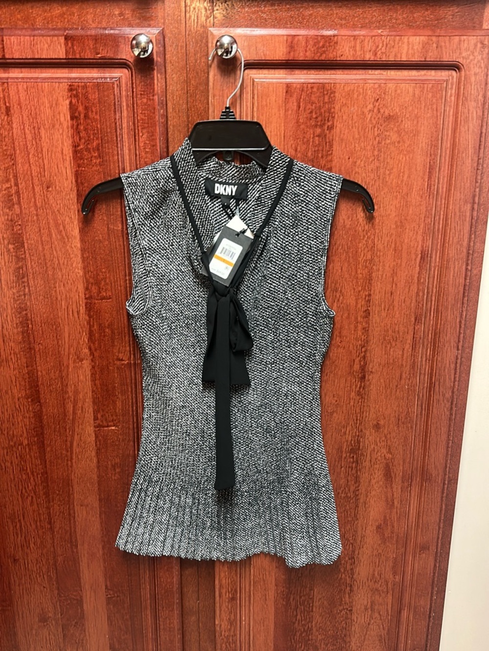 DKNY Black & White Tie-Neck Ribbed Sleeveless Camisole